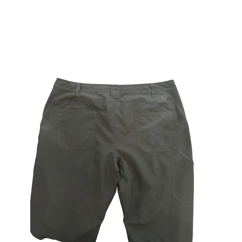 Magellan Outdoors Mens Hiking Pants Charcoal Gray Size 40 Straight‎ Leg Utility - Picture 5 of 6